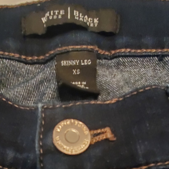 White House Black Market Dark Blue Denim Cropped Skinny Stretch Jeans Size XS - Picture 3 of 6